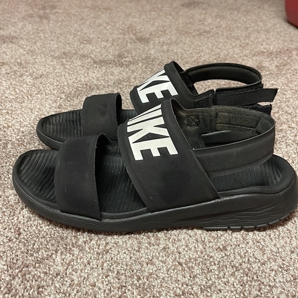 Nike sandals - Picture 2 of 4
